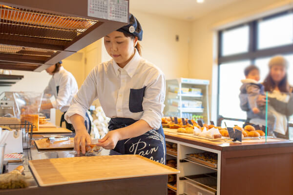 ひとつからでも取り置きのできるパン屋さん