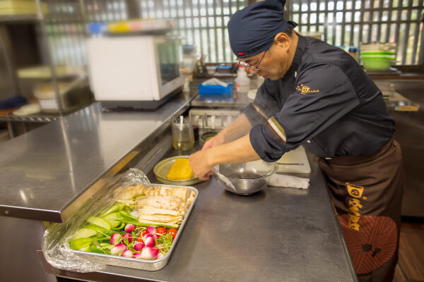 材の良さをロゴマークに込める