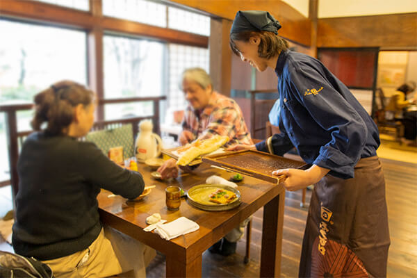 新しい制服が、未来の夢を描く