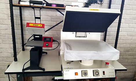 熱圧着プリントのプレス機