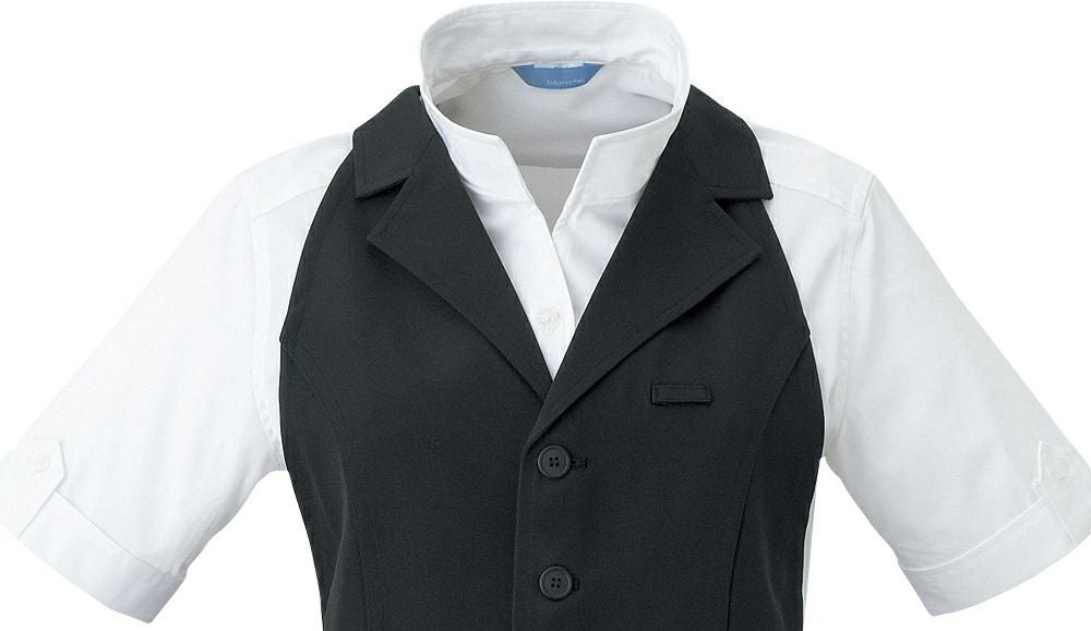 えり元のアップ写真