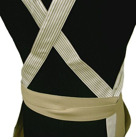 背中のクロス部分を撮影