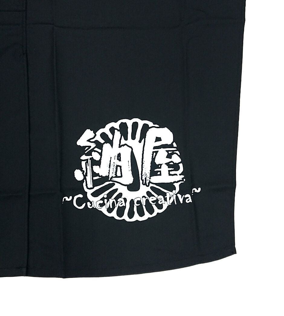 こんな配置で大きく28cmでプリントを入れています。（中央にスリット入り）