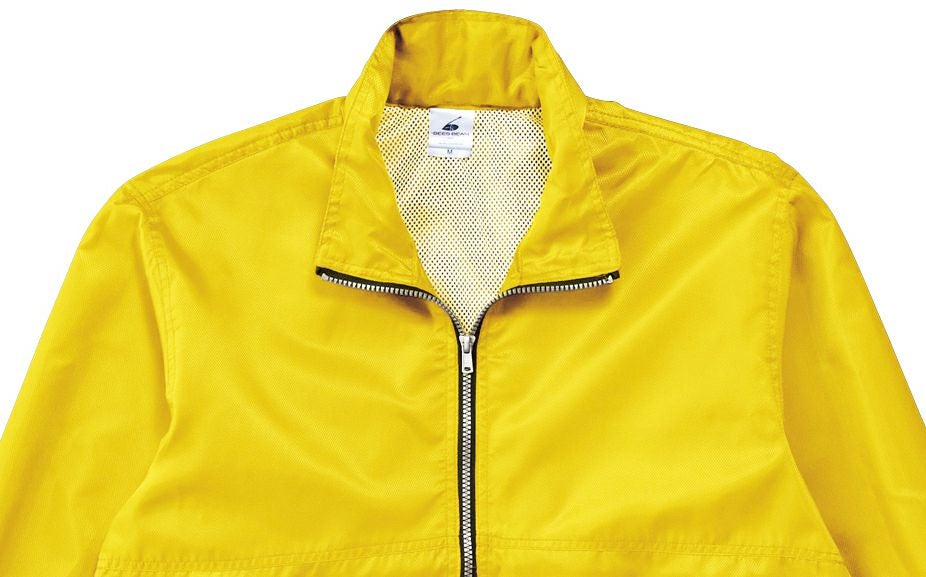 黄色のえり部分のアップ写真