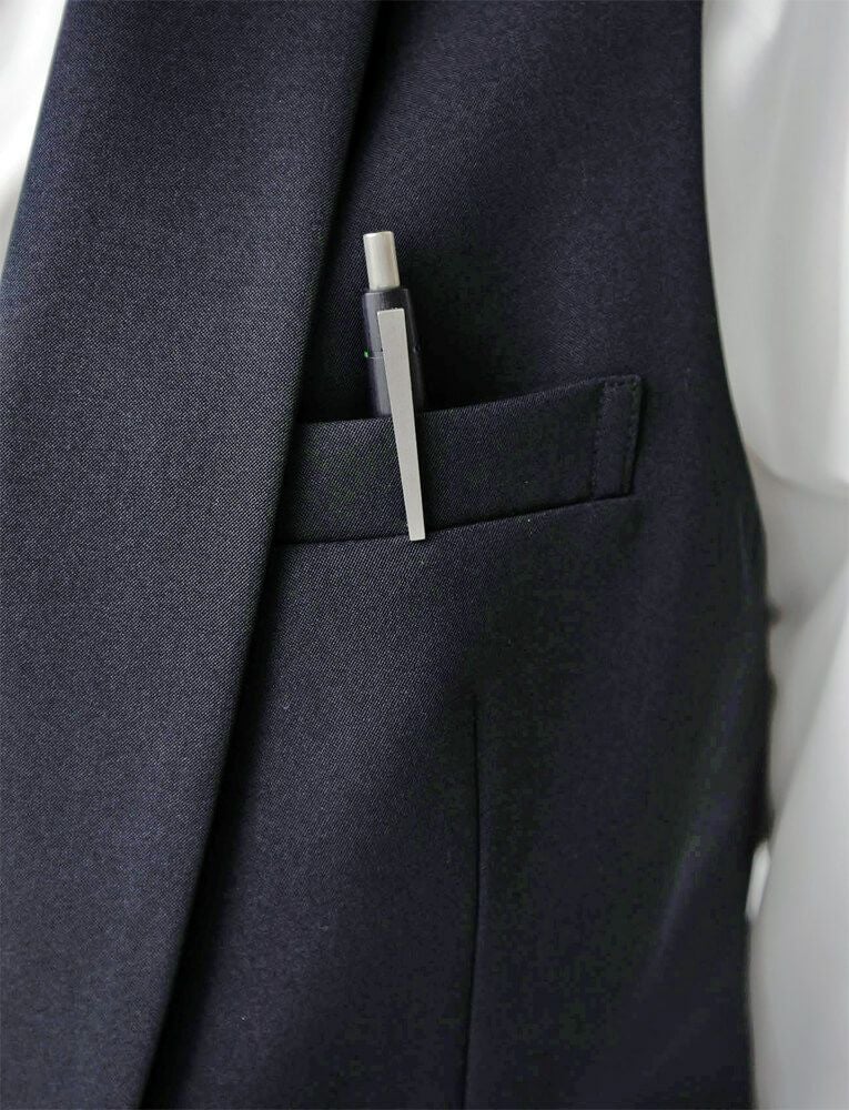 左胸ポケットつ付き