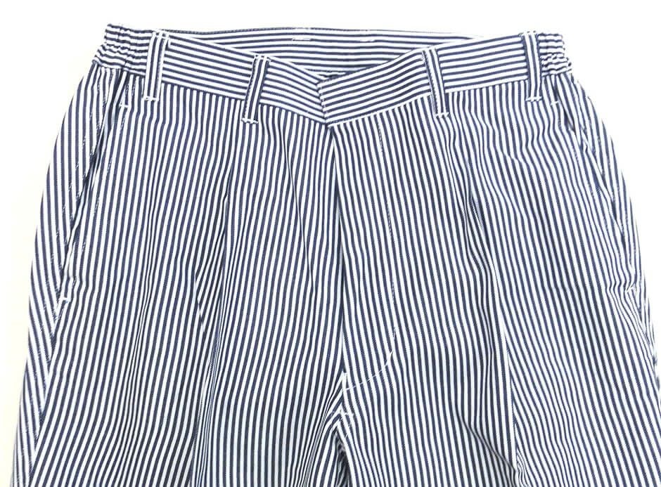 腰部アップ画像