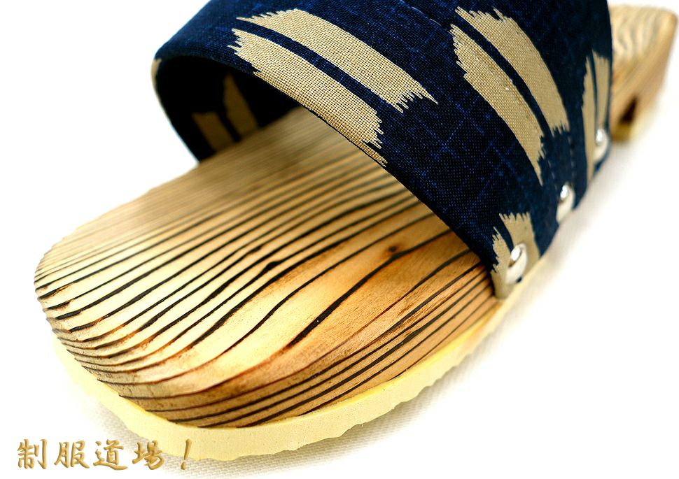 つま先のアップ写真