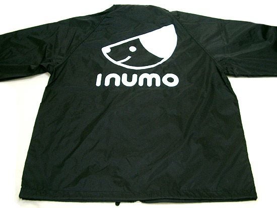 背中にワンチャンマークをオリジナルプリント