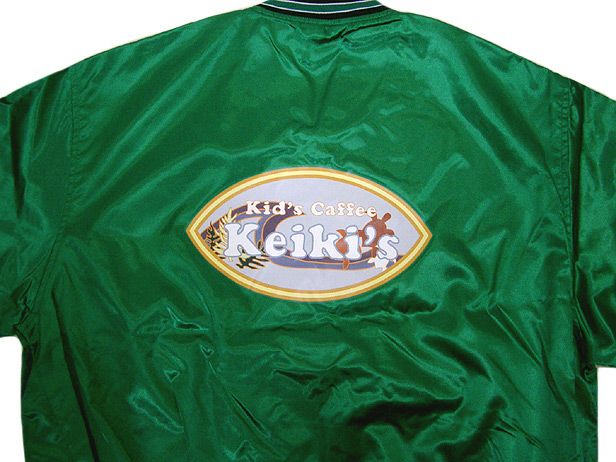 ケイキーズさんのロゴマークのアップ写真/この写真部分は転写プリントといって特殊なプリント方法です