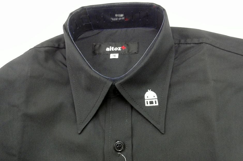 ワイシャツのエリに刺繍を入れさせて頂きました！