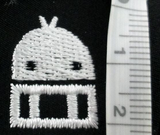 縦2,5cmぐらいのロゴです。