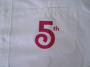 今回は、２種類のパターン（大きさ：10cm　と　5cm）にして１人に２枚。計100人分。