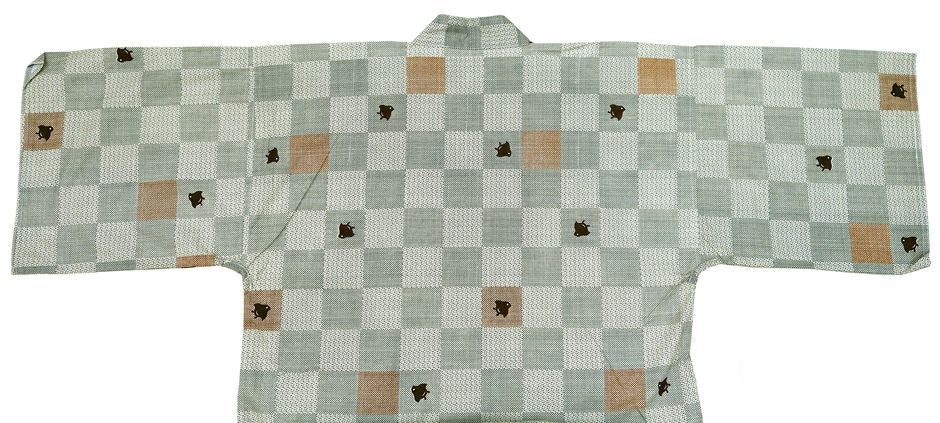 背中部分を全体から撮影しました。