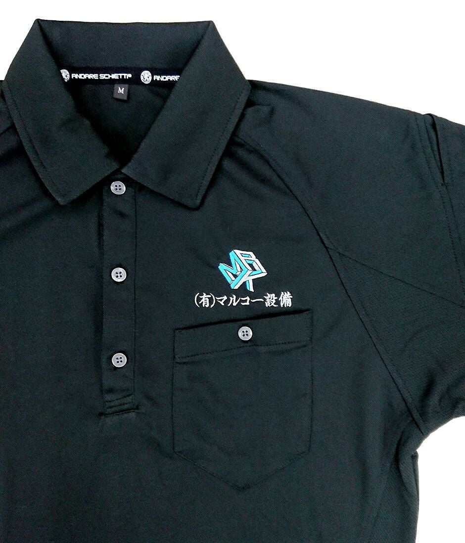 オリジナルのロゴ刺繍部分の超拡大アップ写真です。