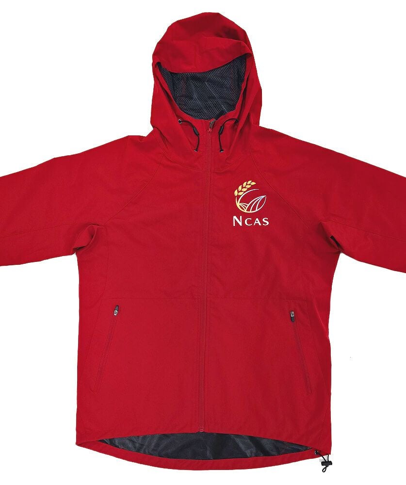 ナイロンパーカーの左胸にフルカラー転写プリントでロゴ入れしています