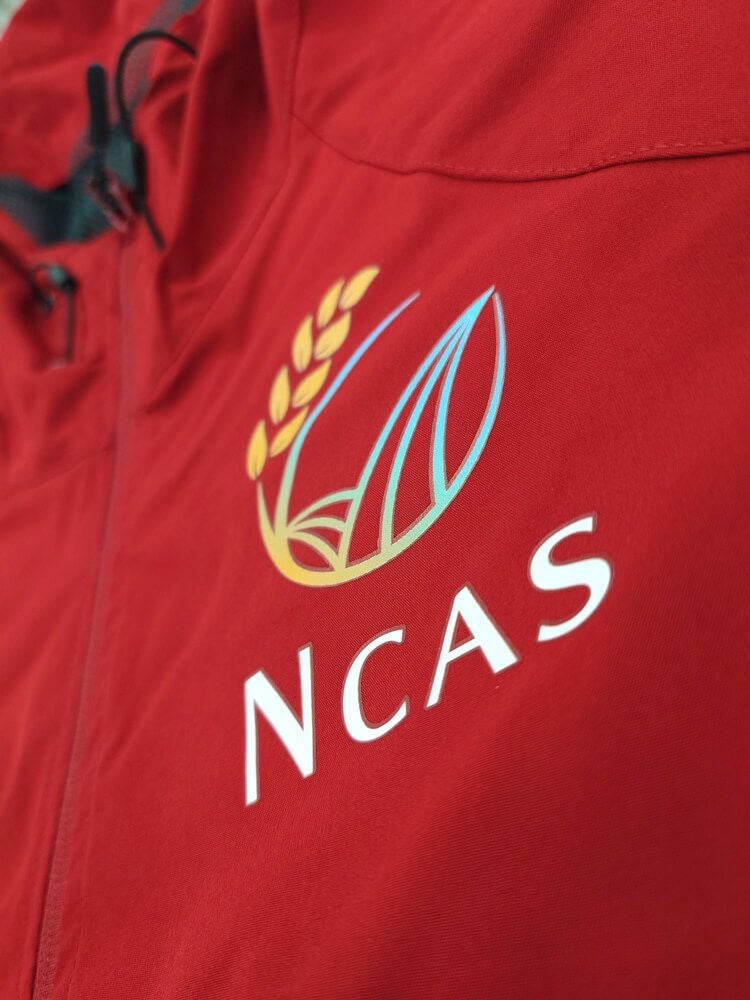 エヌキャス様のロゴプリント部分の拡大アップ写真