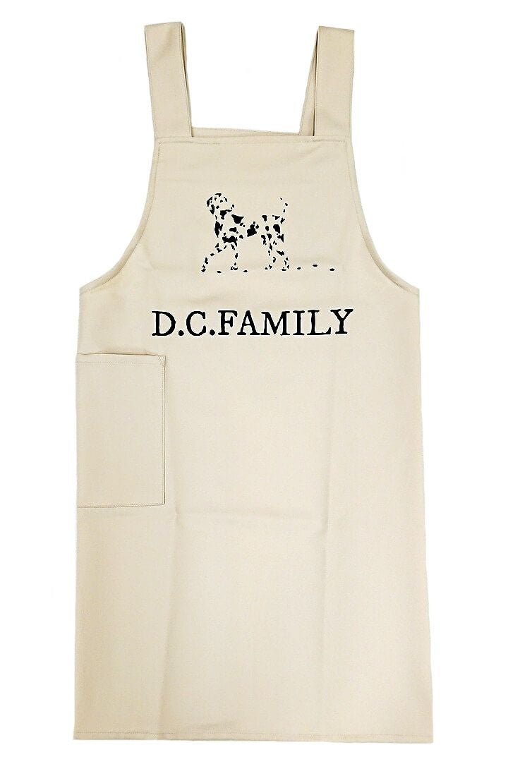 こちらはロゴ入りエプロンの完成写真