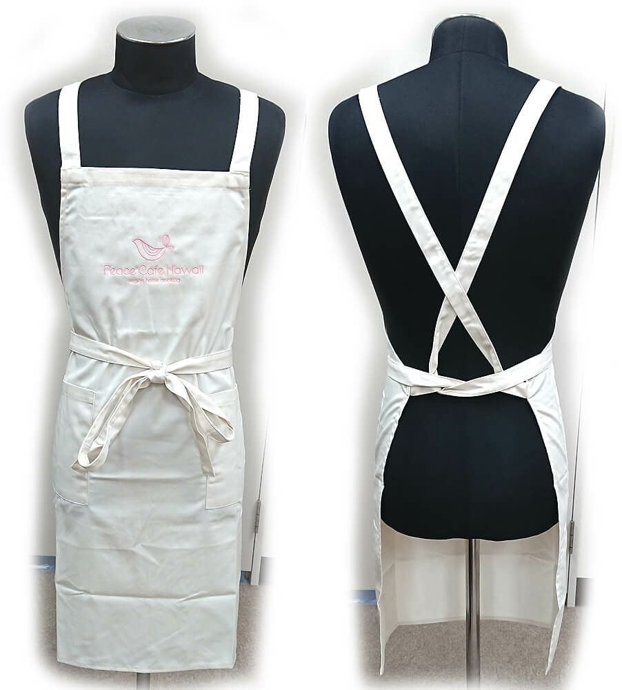 実際の完成写真はこちら。さらに胸部分に大きくロゴ刺繍を入れています！