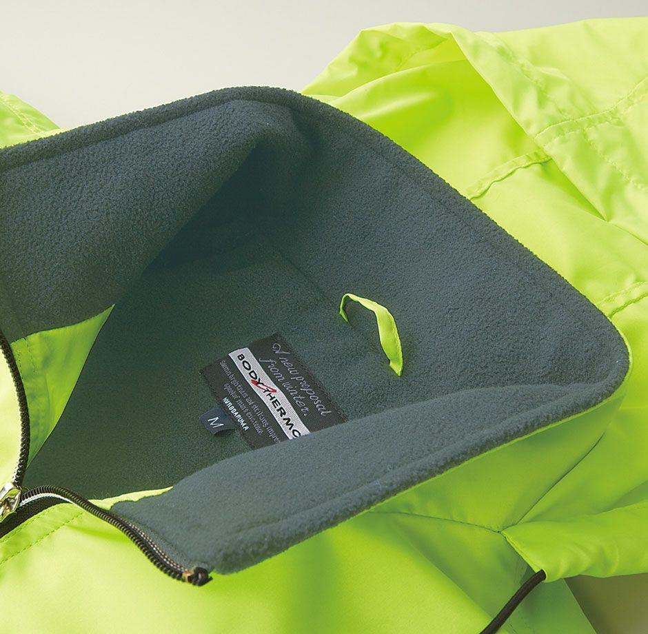 えり裏もフリース素材。