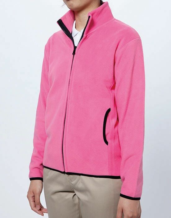 女性　身長165cm Sサイズ着用（※このカラーは完売しました）