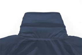 フード部分は中に収納！