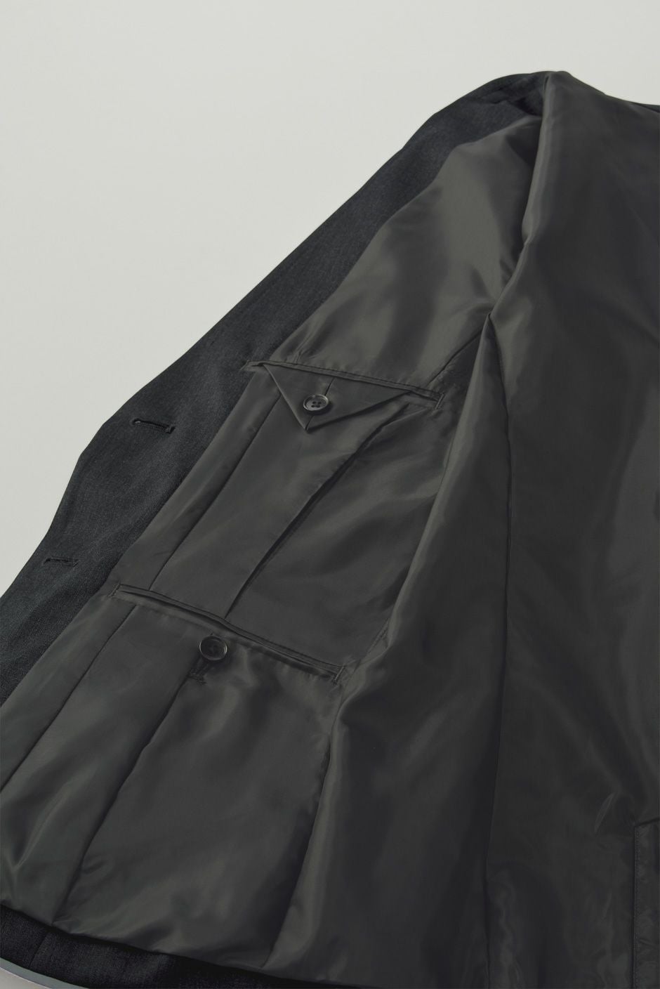 右裏側（ブラック）