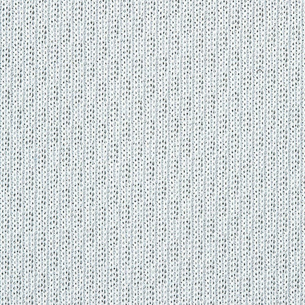 速乾性に優れたドライ素材（表面）