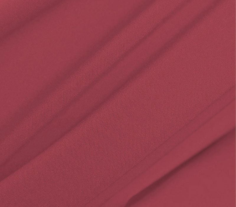 ストレッチ素材でストレスフリー