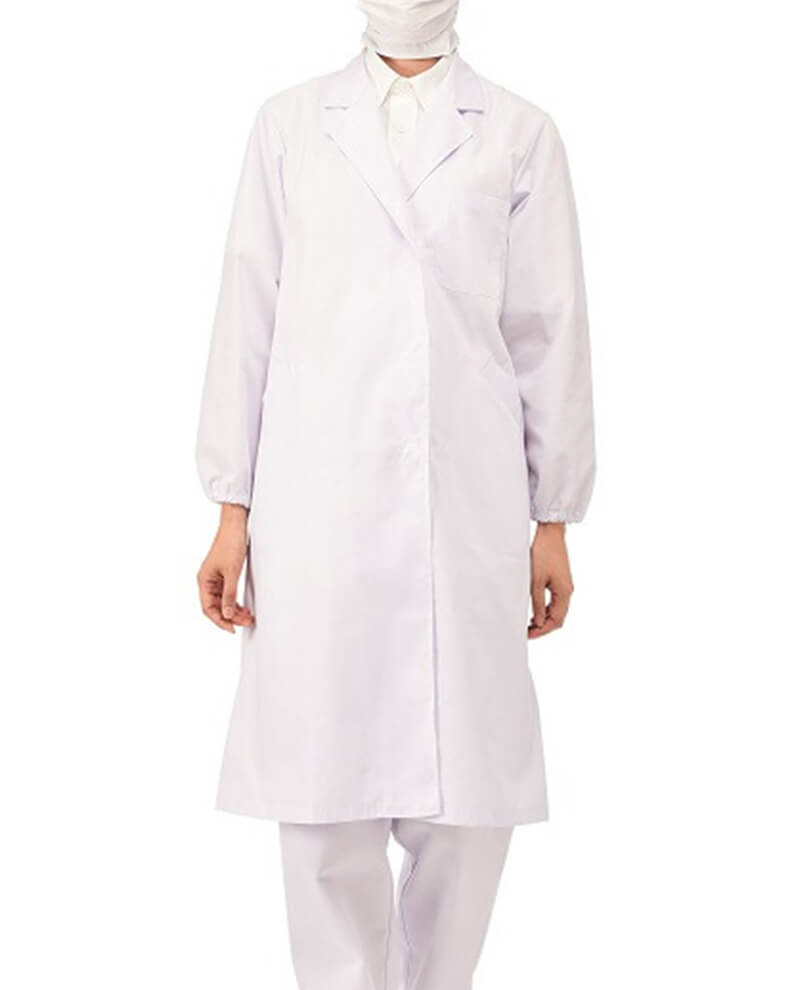 レディース用・食品研究開発向け白衣の着用写真