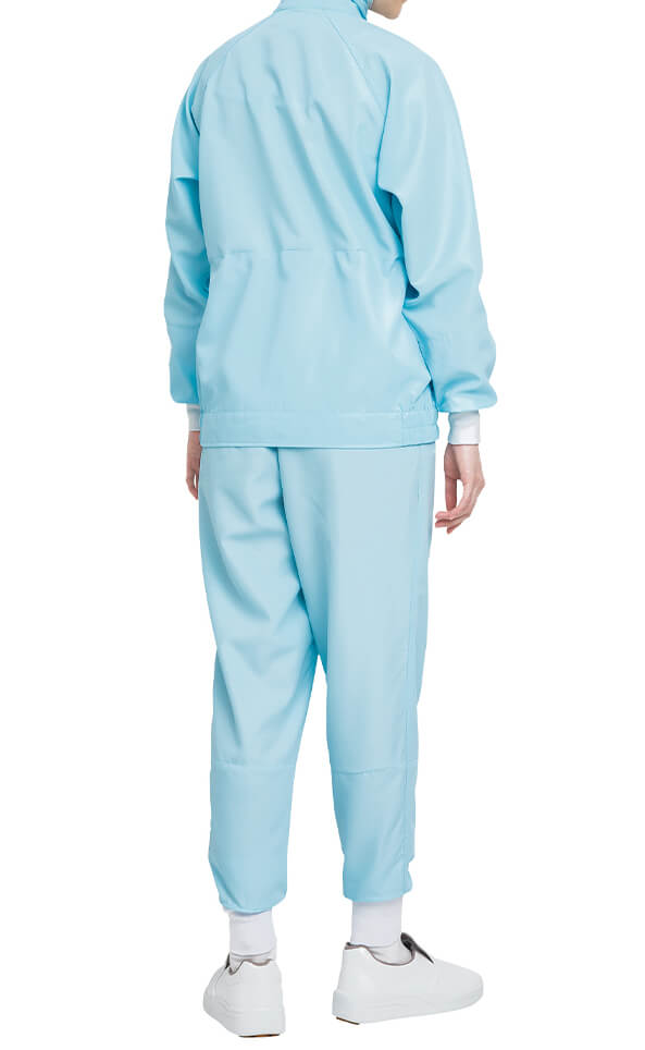 衛生ジャンパー着用写真：アイスブルー