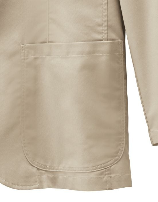 カジュアルなデザインのアウトポケット