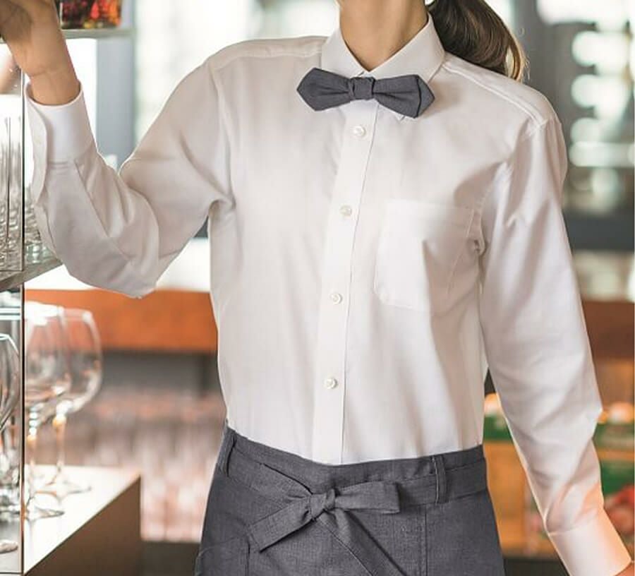 オックスフォードシャツ着用写真