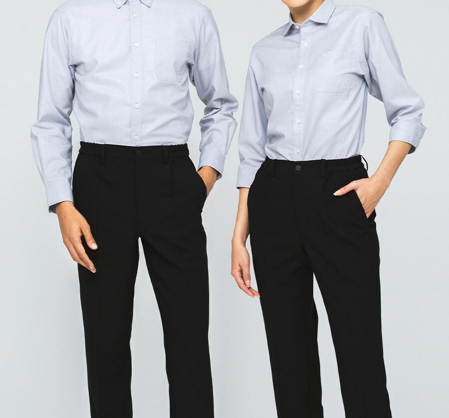 グレー・オックスフォードシャツ着用写真