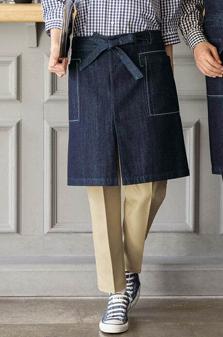 腰巻きデニムエプロン着用写真