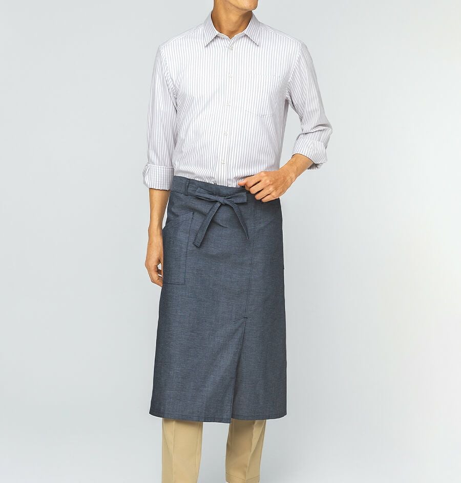 腰巻きエプロン着用写真：男性