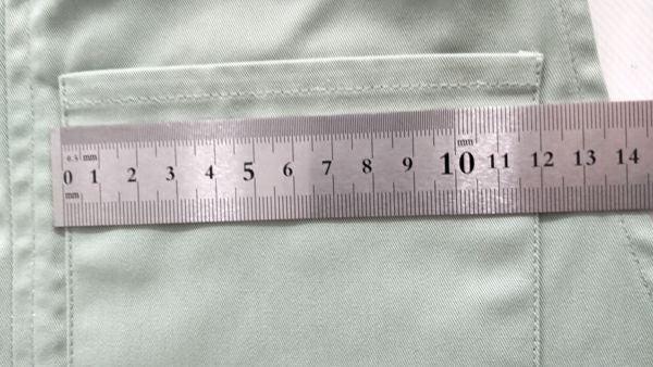 左胸ポケット幅