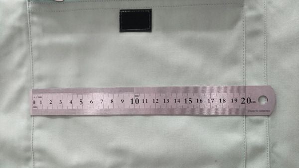 腰部左側ポケット幅