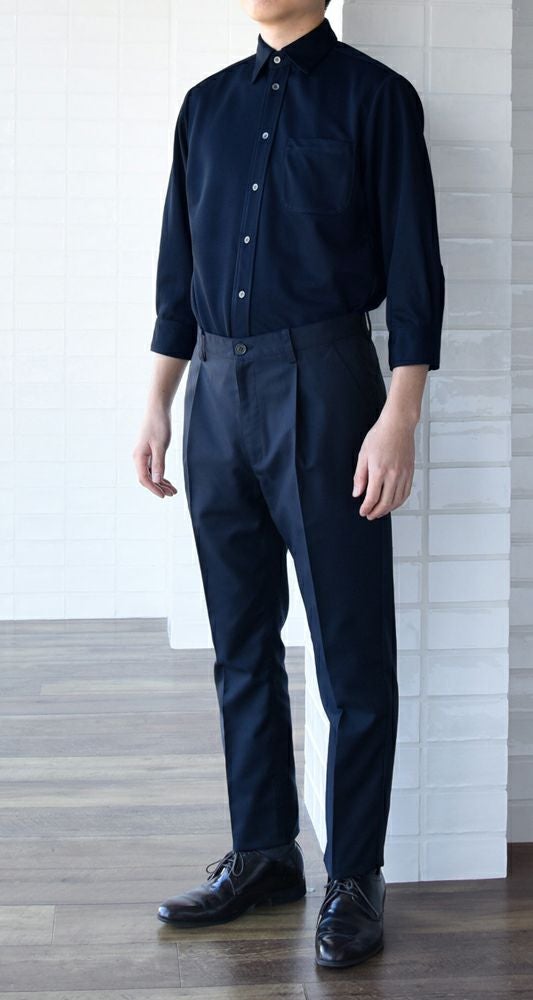 男性：ネイビー