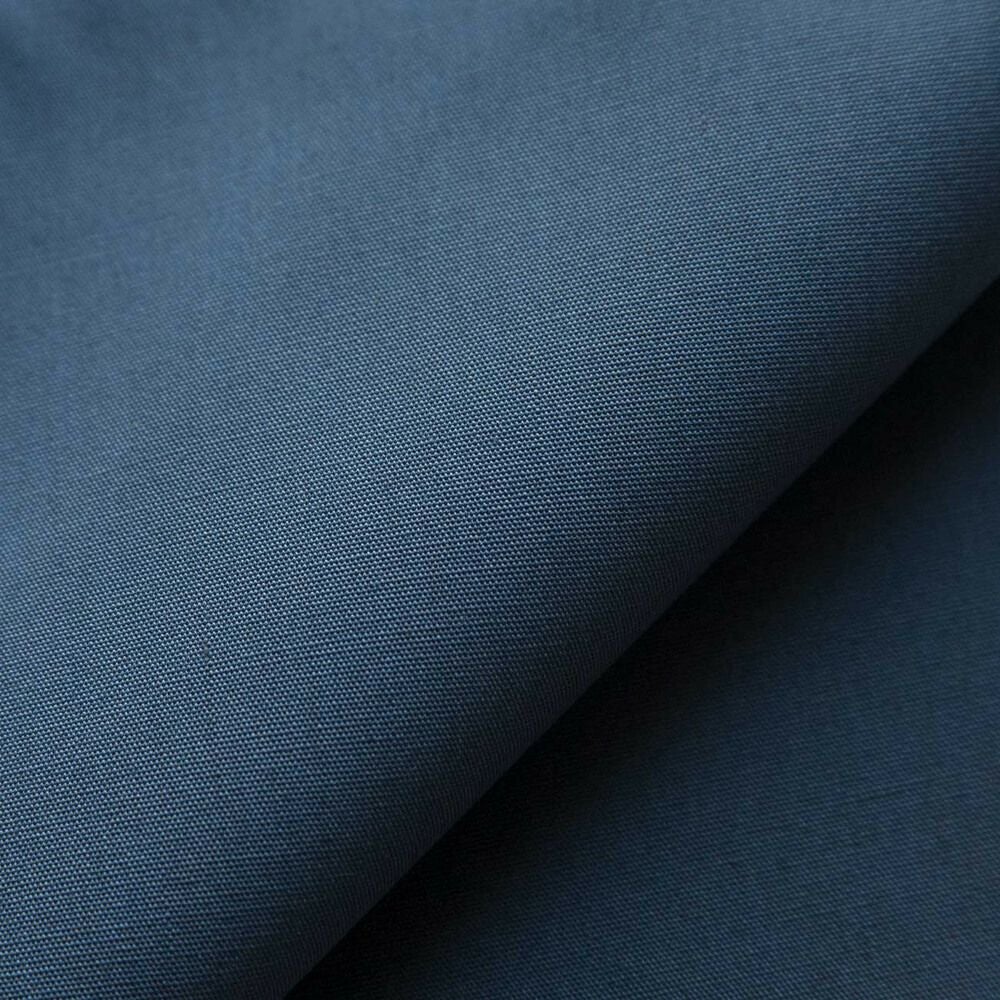 抗ウイルス加工素材 / バリエックス(R)<br>繊維上の特定のウイルス数を99.9%以上も減少させる抗ウイルス加工素材。洗濯耐久性に優れ、安全性も確立しています。<br>※抗ウイルス加工は、病気の治療や予防を目的とするものではありません。<br>※Variex(R)は日清紡テキスタイル（株）の登録商標です。