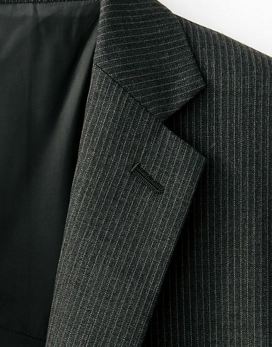 社章やバッジなどの装着に便利なラペル穴