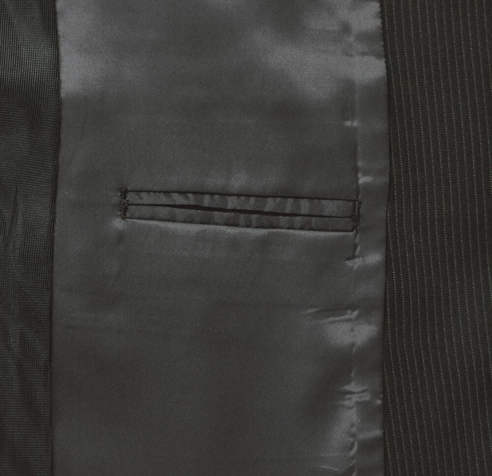 スマートフォンが入ります。