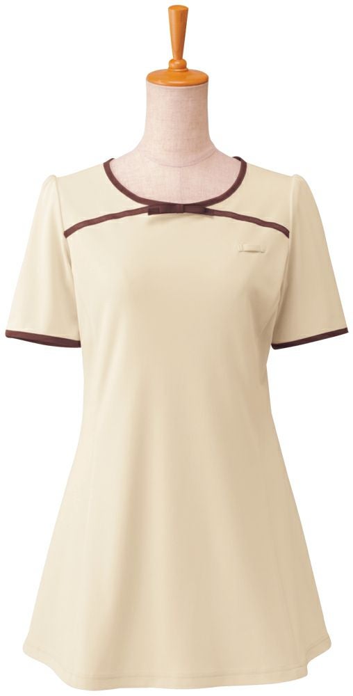 ライトベージュ