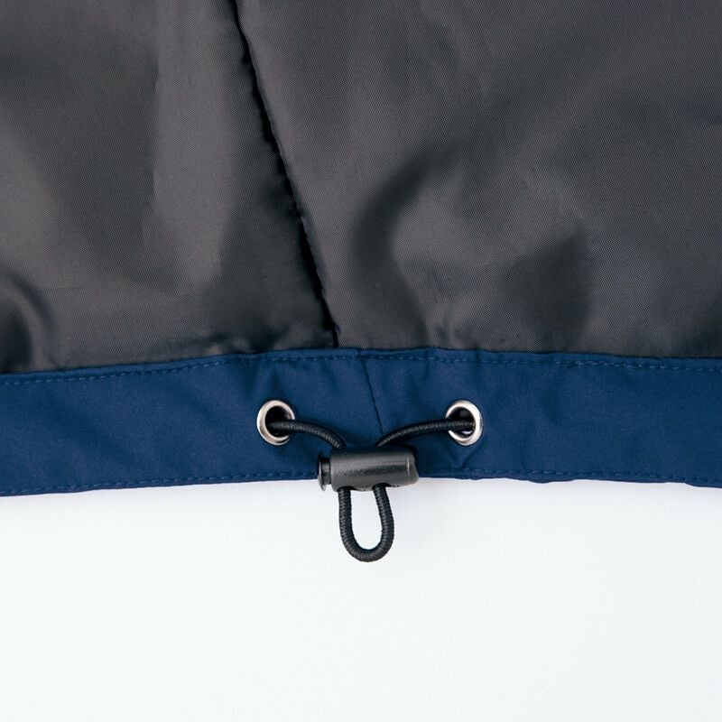 裾ドローコード<br>スピンドル仕様のドローコードで調整が可能