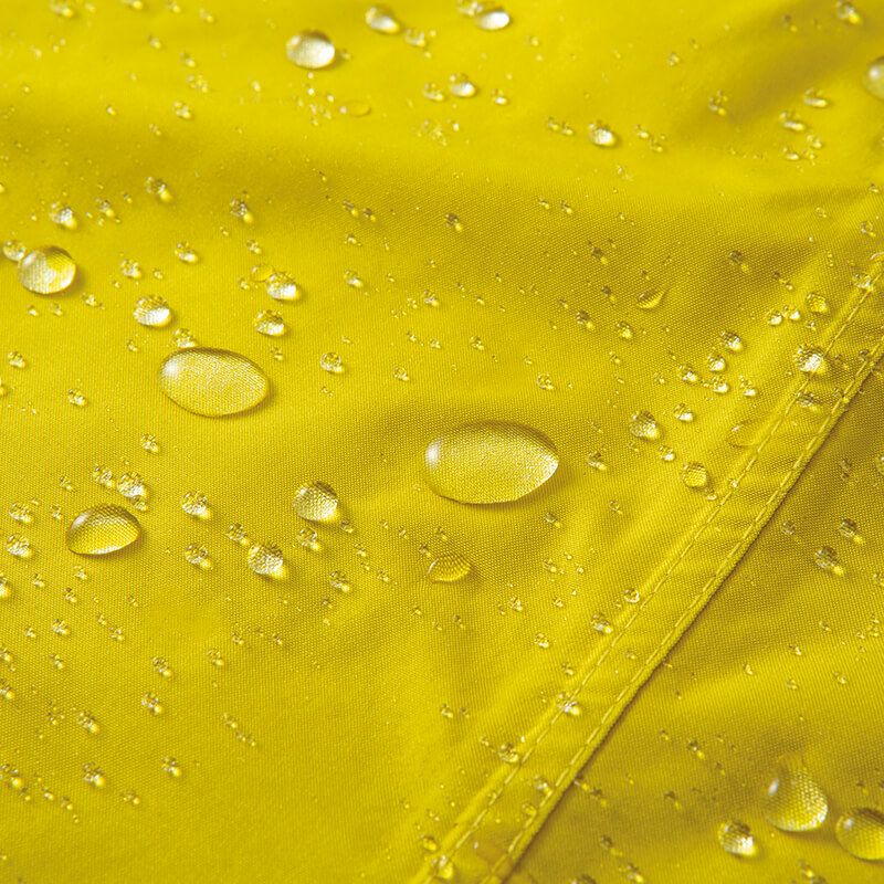 耐水圧 10,000mm<br>透湿度 5,000g／m²／24hrs