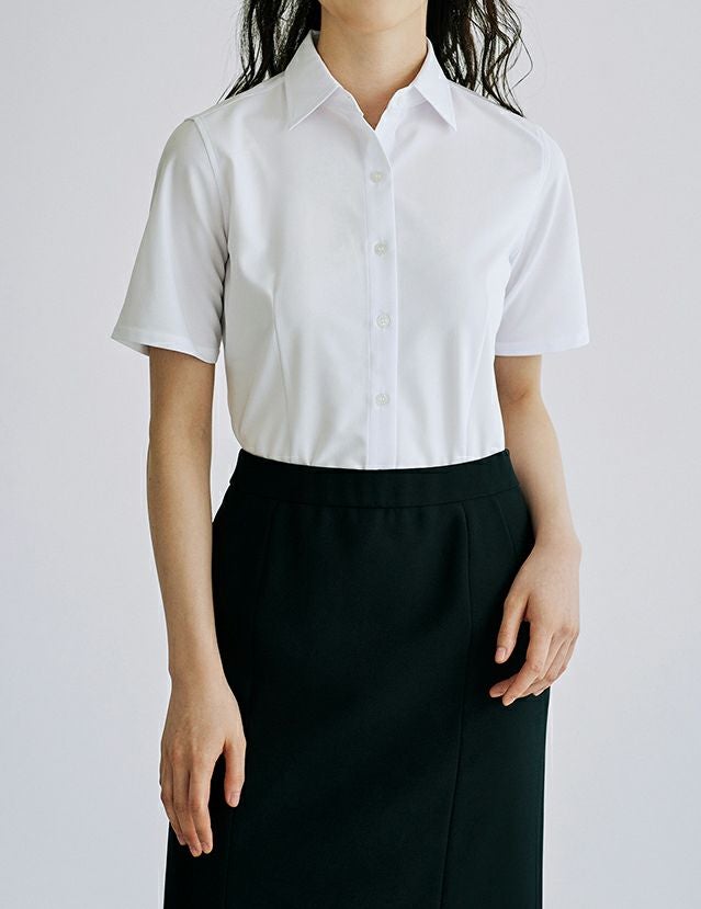 女性