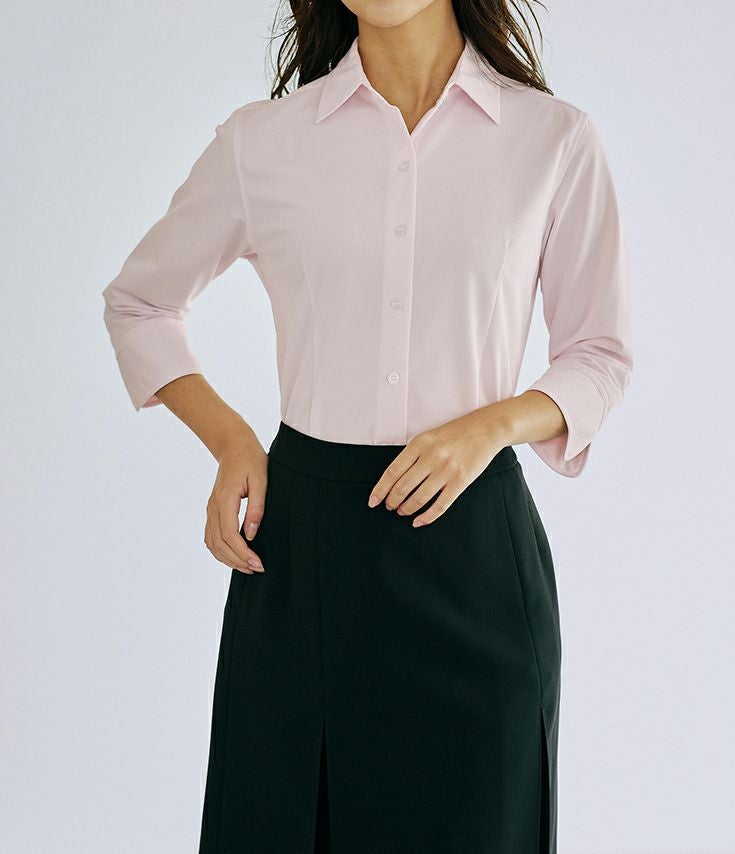 女性