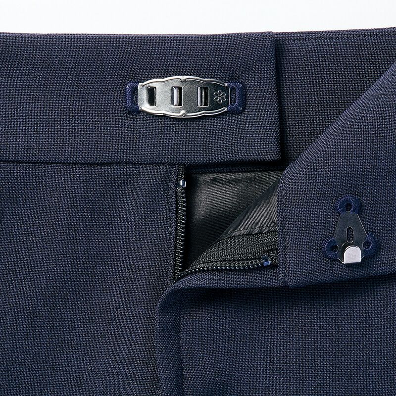 3段カン仕様<br>3段階のウエスト調節が可能。