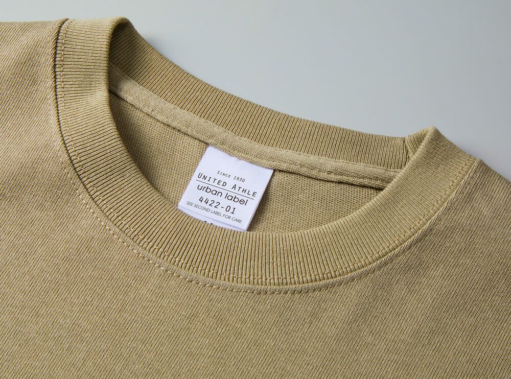 首リブは丈夫なダブルステッチ始末