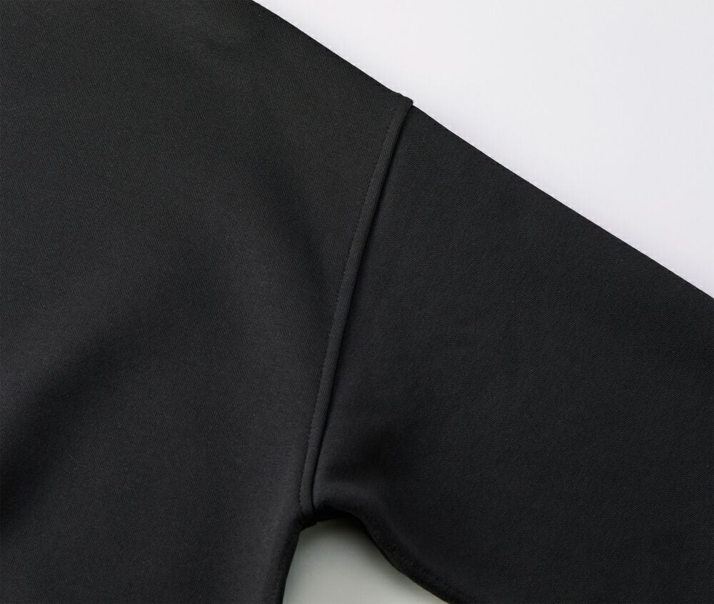 ゆったりとした大きめのアームホール