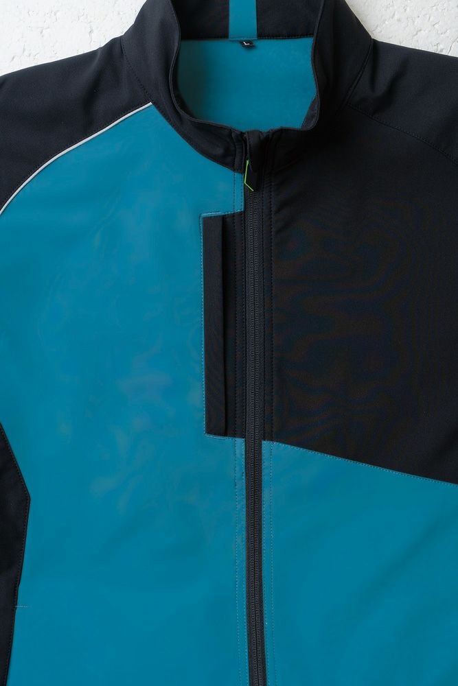 胸ファスナーポケット